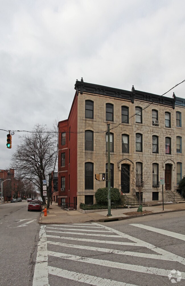 Photo - 1600 Park Ave Apartments