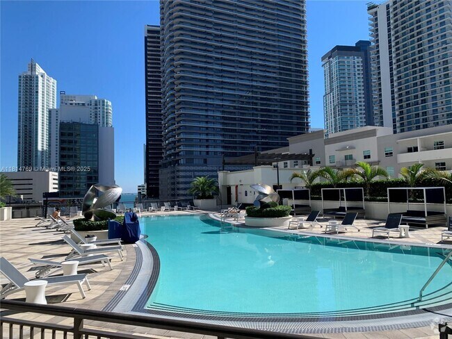 Building Photo - 999 SW 1st Ave Unit 2505 Rental