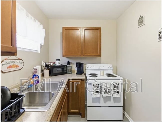Photo - 4910 E Gilbert St