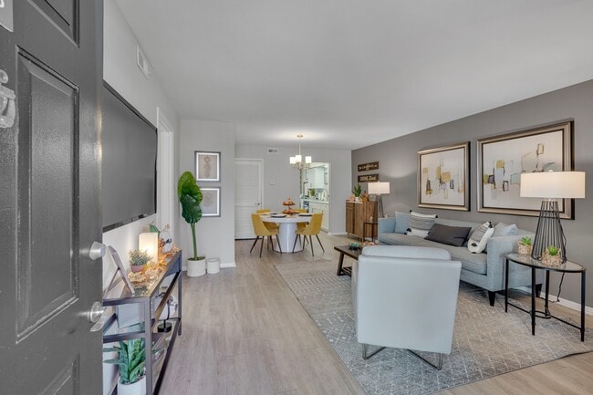 Trailwood Crossing Apartments