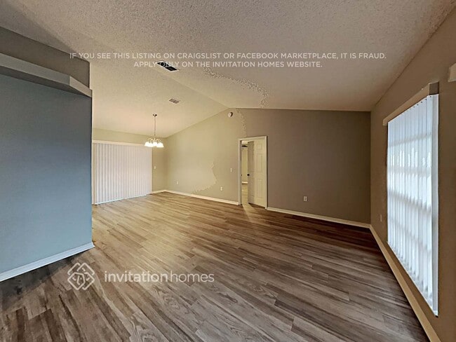 Photo - 5517 Highlands Vue Ln