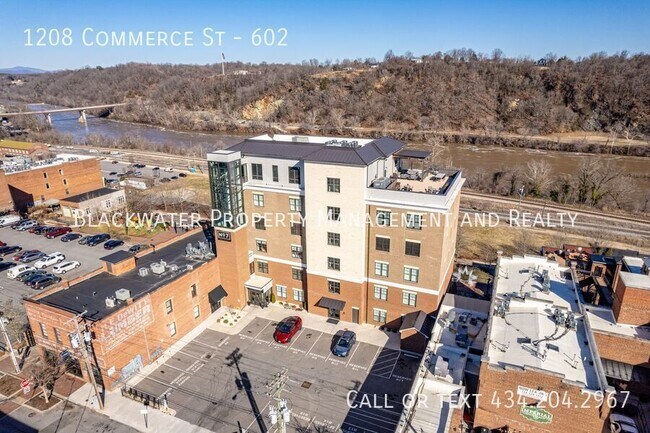 Photo - 1208 Commerce St