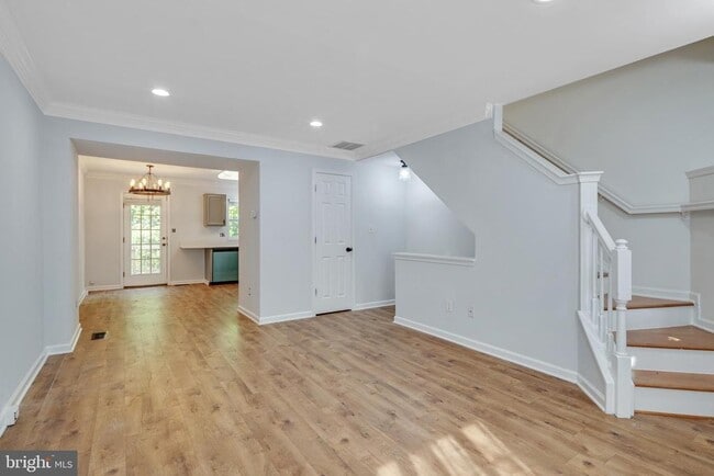 Photo - 1832 Tiger Lily Cir