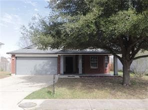 Building Photo - 800 Riverway Ln