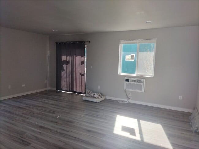 Photo - 6122/6124 SW Pacific Blvd Unit 6122