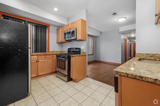 Building Photo - 4538 W Jackson Blvd Rental