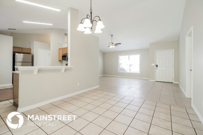 Photo - 1040 Scenic View Cir