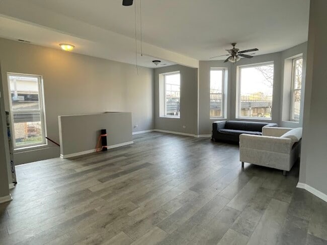 Photo - 1939 S Sawyer Ave