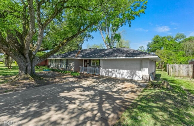 Photo - 3634 Madison Park Blvd