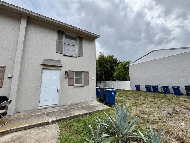 Building Photo - 408 57th Ave Dr E