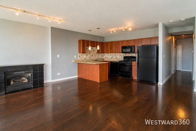4537 S Drexel Blvd Unit 604