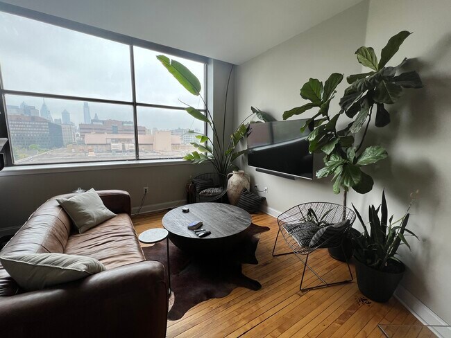 Photo - 315 Arch St Unit 604