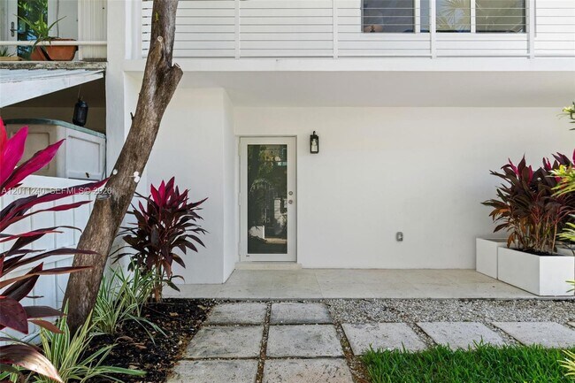 Photo - 7286 Gary Ave