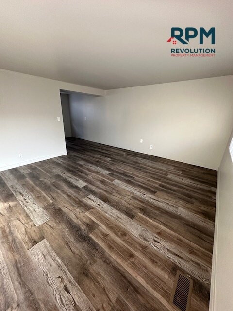 Photo - "Charming 2-Bed Retreat with Spacious Living in Washington Terrace!" Unit #14