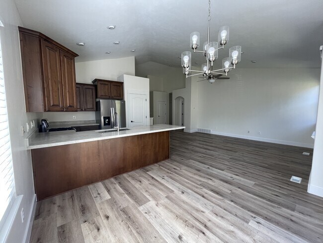 Photo - 1957 Fielding Hill Ln