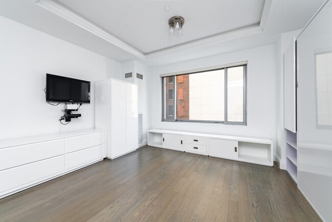 Photo - 1 Huntington Ave Unit 311