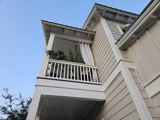 Photo - 208 Marlberry Trce