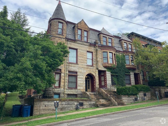 Building Photo - 99.5 12th St Rental
