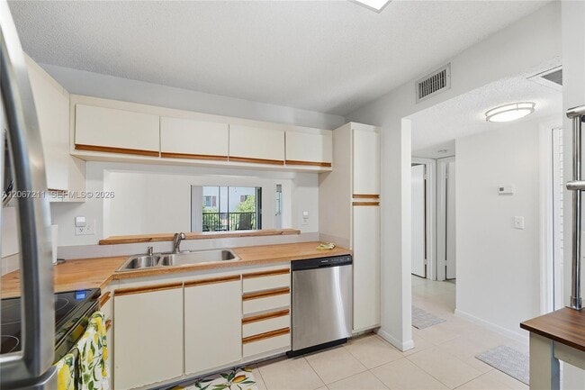 Photo - 2496 NW 89th Dr Unidad 2496