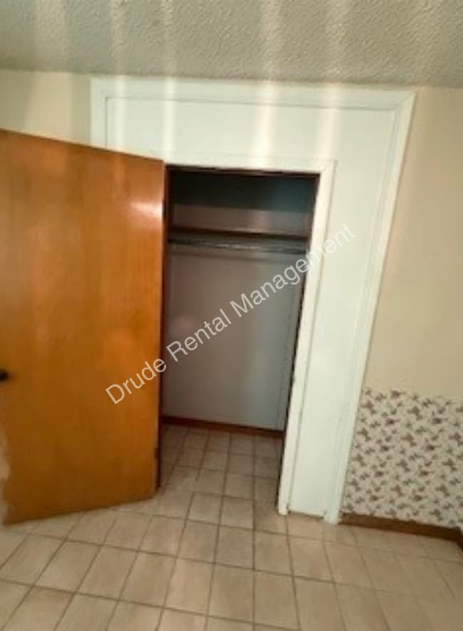 Photo - 335 N Baronne St