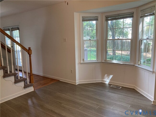 8308 Southern Watch Pl