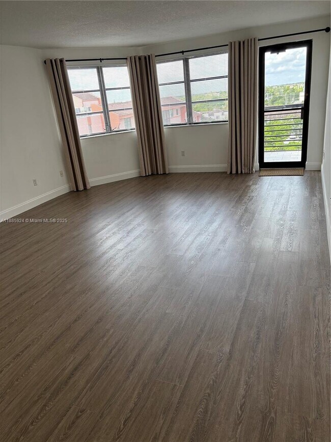 Photo - 20840 San Simeon Way Unit 709