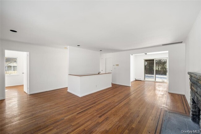 Photo - 24 Elderberry Rd