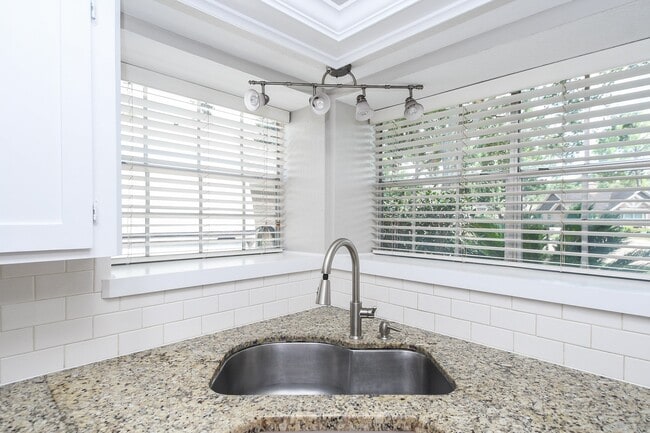 Photo - 1006 White Sands Rd