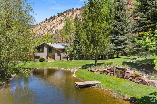 Building Photo - 2755 Lower River Rd Rental