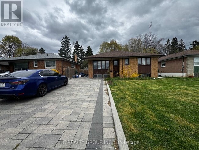Photo - 83 Sussex Ave