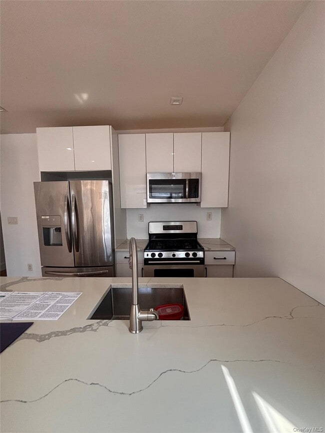 Photo - 1351 E 94th St Unit 1