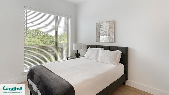 Photo - 650 E Sycamore St Unidad 3315