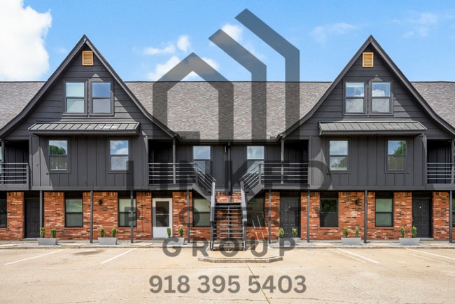 Building Photo - ONYX at 37th Unit 2