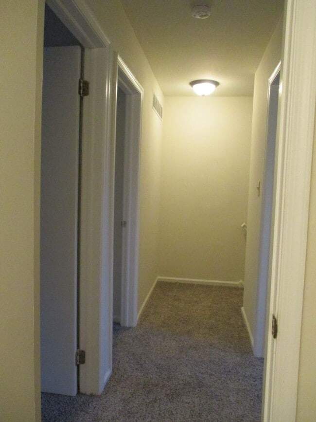 Photo - Northampton School District spacious end unit townhome located in the Borough of Bath featuring s...