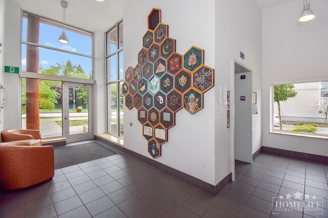 Photo - Studio Suite located within a Friendly Com... Unit 606