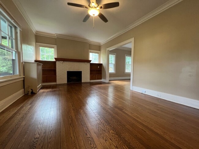 Photo - 2425 Demington Dr Unit 2666 Scarborough Road