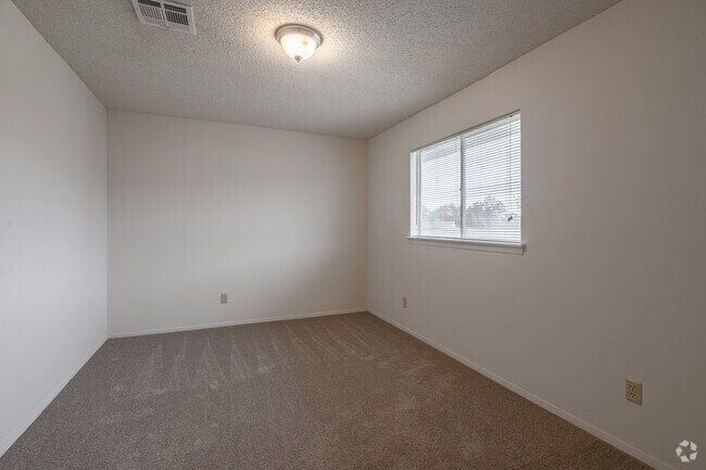2BR, 2.5BA - 1219SF