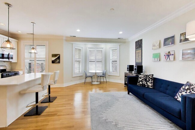 Photo - 1701 N Crilly Ct Unit 2E