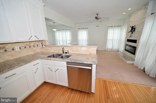 Photo - 9100 Goldfield Pl