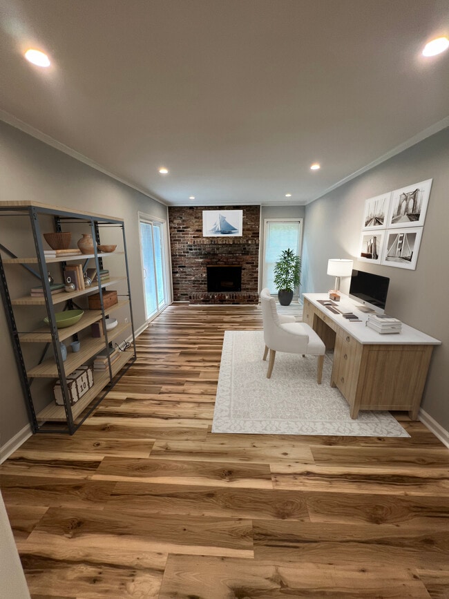 Photo - 5290 Green Hill Pl NE