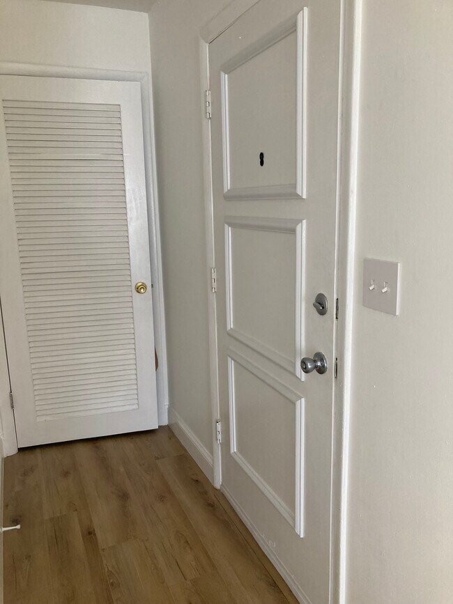 Photo - 419 Ocean Ave Unidad 206