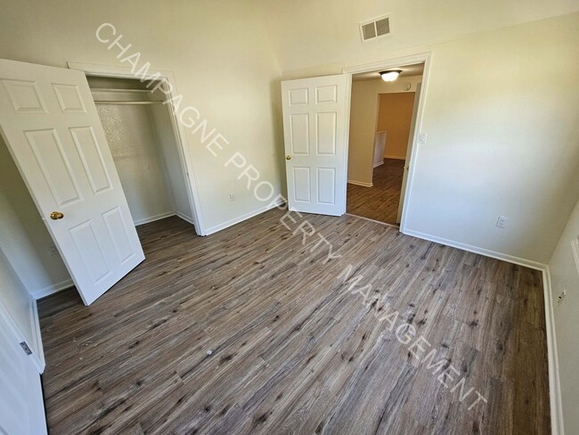 Photo - 8104 McGee St Unit Apt 1