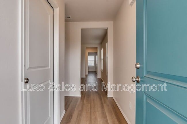 Photo - 10809 NW 119th St