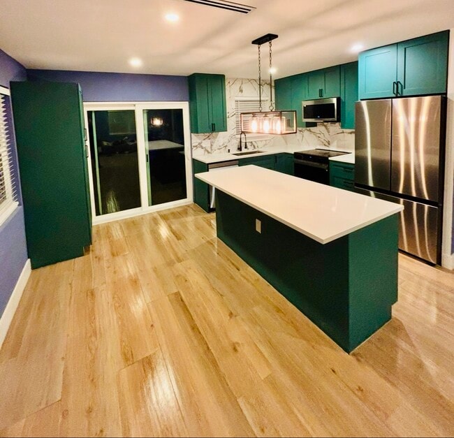 Photo - 1709 SW 24th St