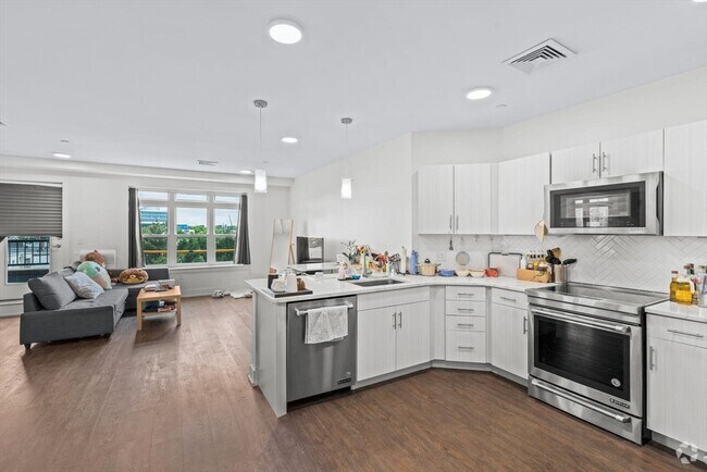 Building Photo - 20 Penniman Rd Unit 301 Rental