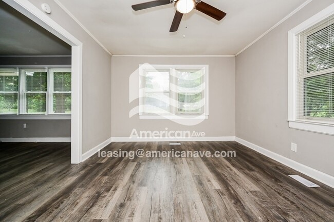 Photo - 156 Parkwood Ave