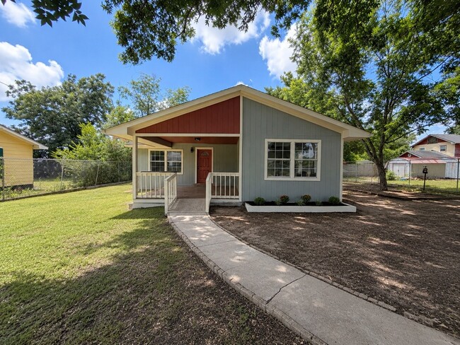 Photo - 9532 E Avenue I
