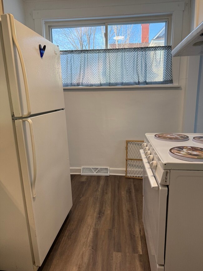 Photo - 544 S 1st Ave Unit 2