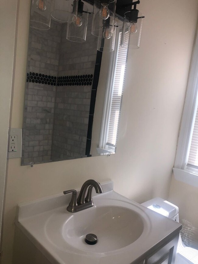 Photo - Beautiful Renovated 3BR/2BTH Brick Townhome