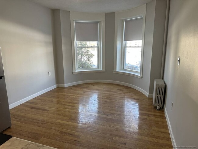 Building Photo - 1116 Commonwealth Ave